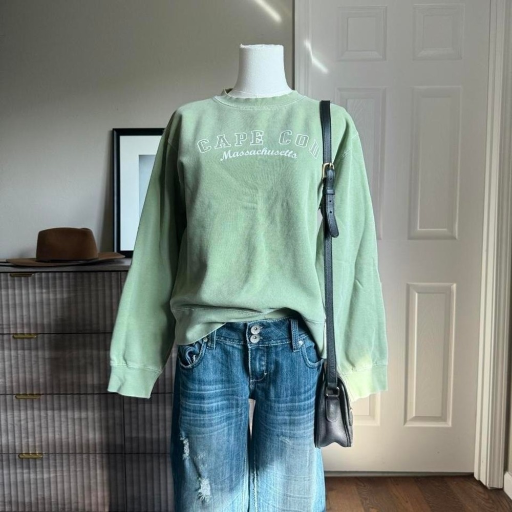 Cape Cod Massachusetts Women's Vintage Crewneck Sweatshirt Green Small Soft